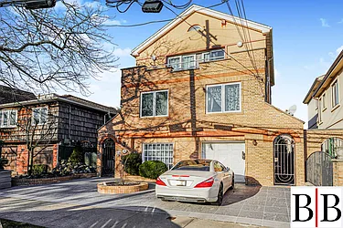 215 Arkansas Drive, #1