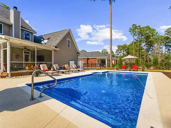 4th image of 114 Pine Valley Dr