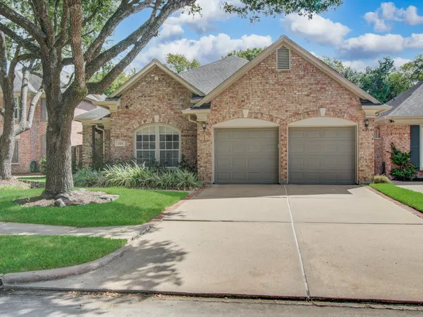 1515 Sheltons Bend Ct, Houston, TX 77077