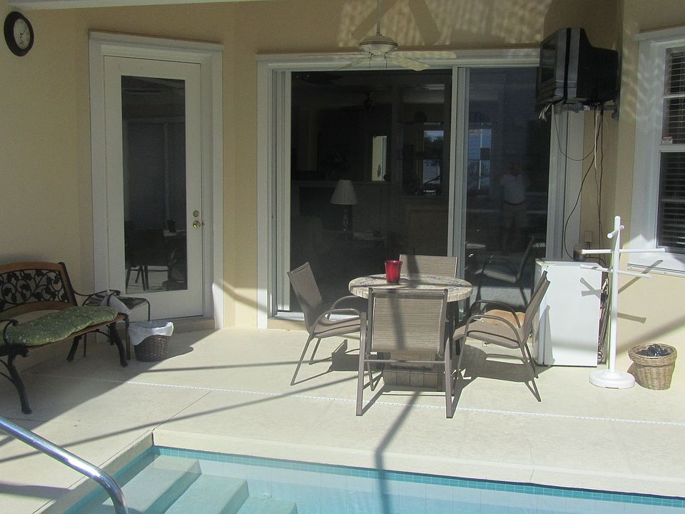Screened in patio 1 