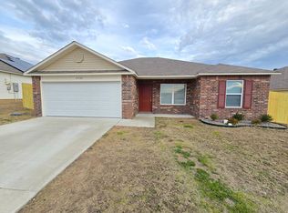 4520 Olympic Dr, Benton, AR 72019