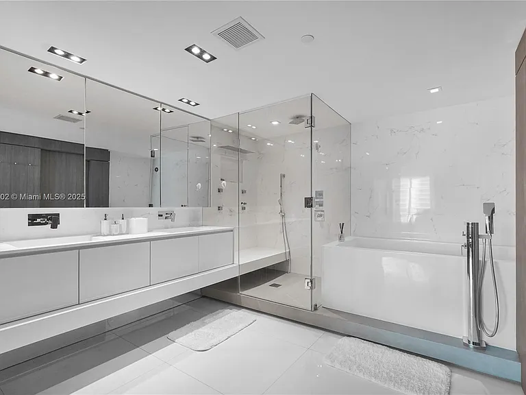 3535 S Ocean Dr #2104 — Photo 38
