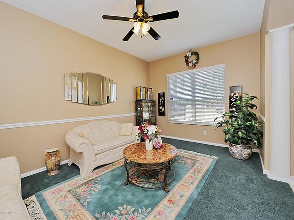 723 Harbor Winds Dr-4