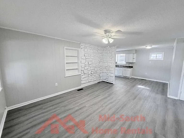 721 Best St — Photo 6