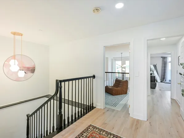 207 Shearwater Ct West image 20 of 32