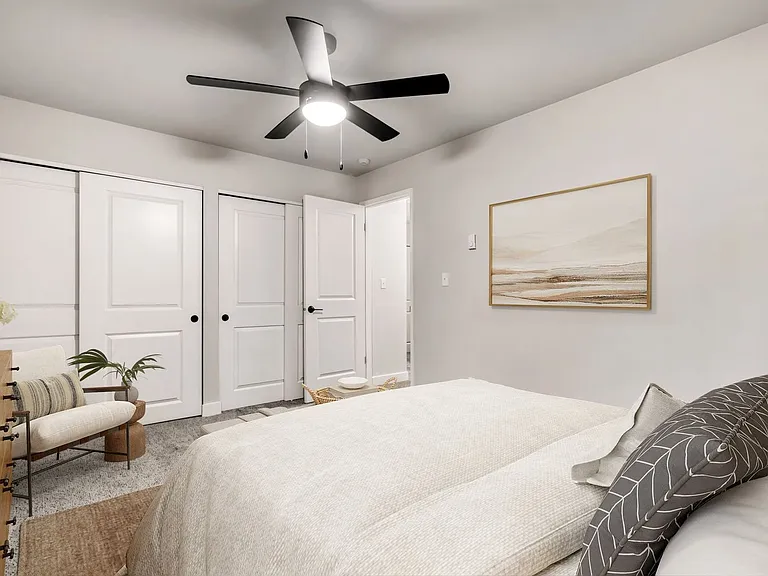 Beautifully Renovated 1 & 2 Bedroom Apartments in Lynnwood! — Photo 70