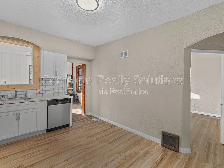 7109 Eugene Ave — Photo 20