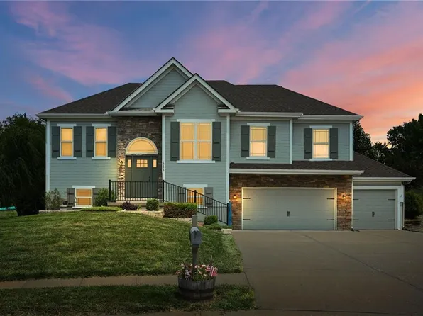 13475 N Bedford Falls Rd #Ne, Platte City, MO 64079