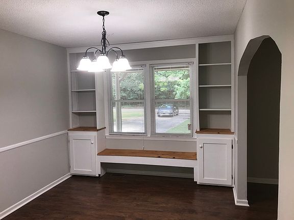 4th image of 104 Woodshire Dr