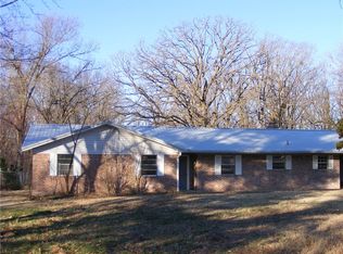 11987 Limekiln Rd, Gravette, AR 72736