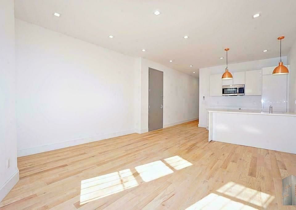 1st image of 1477 Pacific St APT 2R