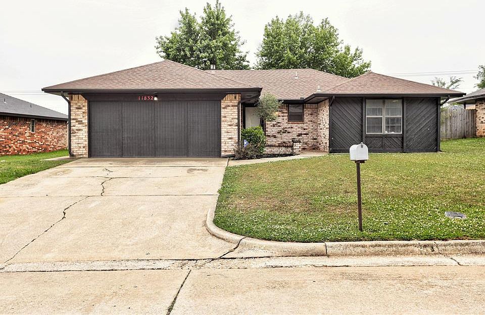 1st image of 11832 Sagamore Dr