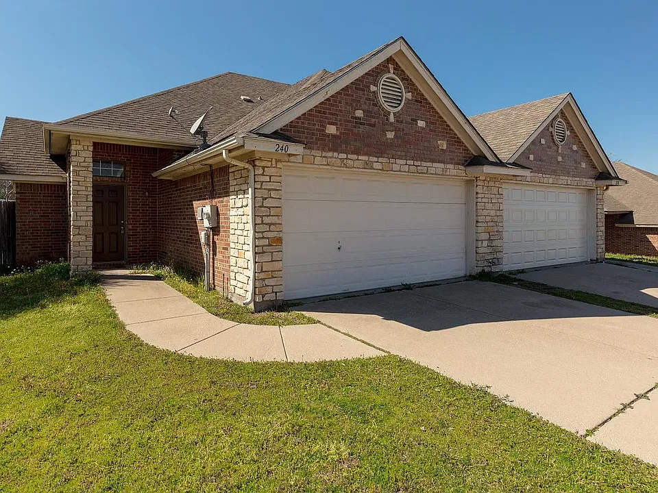 240 Rentz Place Cir #240