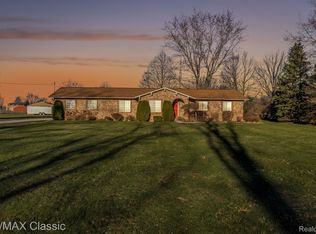5498 Raubinger Rd, Swartz Creek, MI 48473