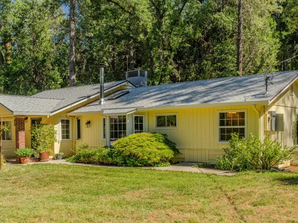 4875 Independence Rd, Mokelumne Hill, CA 95245