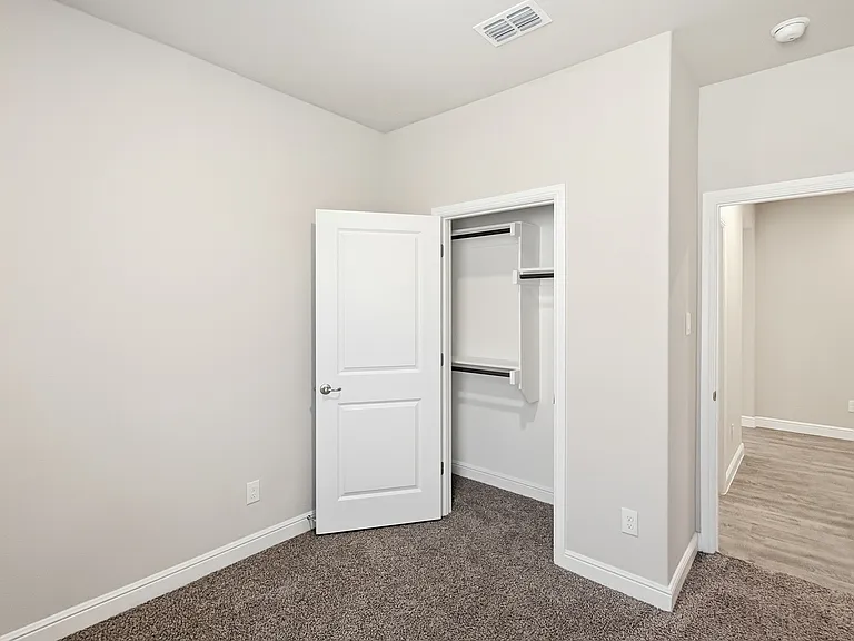 14525 Delphinus Dr — Photo 9
