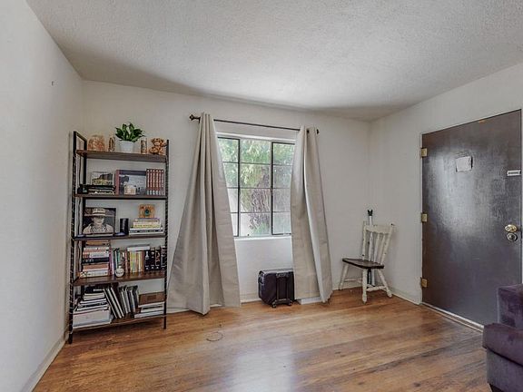 5th image of 223 Solano Dr NE APT B