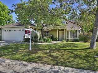 5254 Cambridge Ln, Carpinteria, CA 93013
