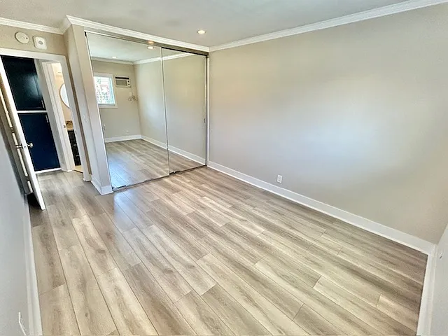 4050 Swift Ave #17 — Photo 13