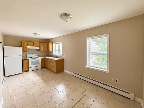 110 W Sycamore St #4 Photo 1