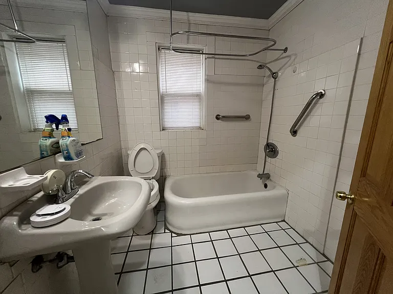 6261 Clemens Ave — Photo 12