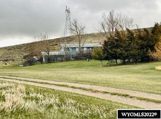 320 Chalk Buttes Rd, Douglas, WY 82633
