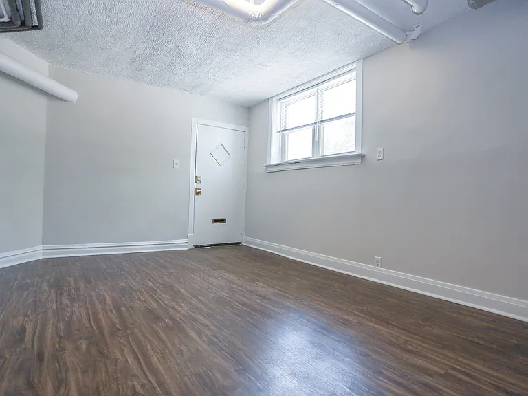 4649-63 N Manor Ave #G — Photo 6