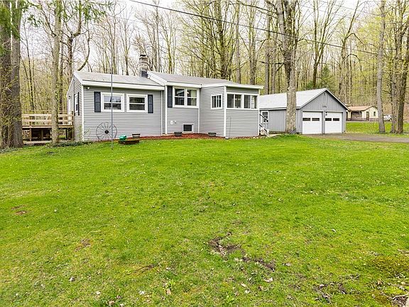 2nd image of 9455 Boyd Rd