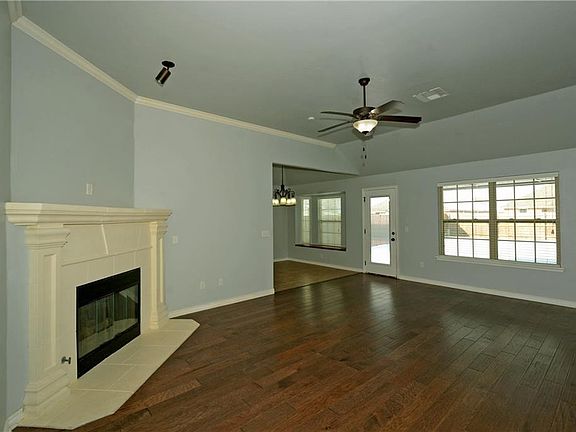 4th image of 3309 NW 160th St