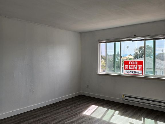 2nd image of 1236 Quincy Dr APT 4