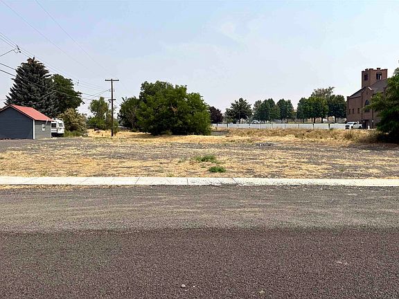 4th image of S Division St