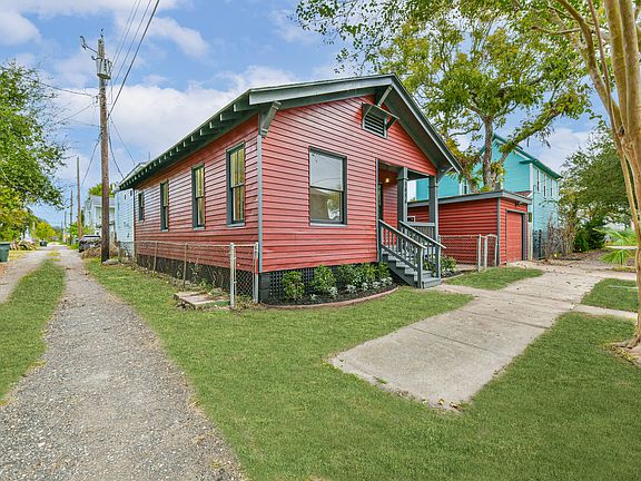 2nd image of 1616 38th St