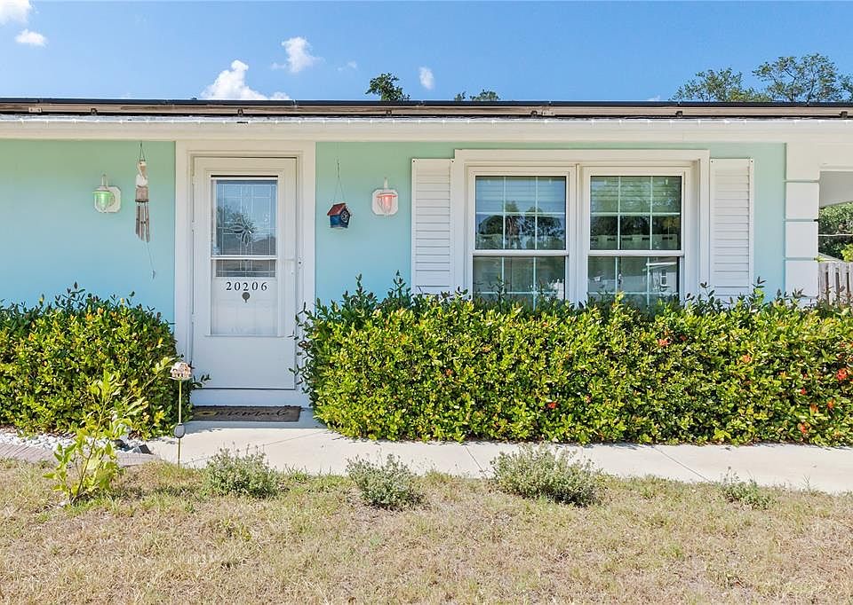1st image of 20206 GLADSTONE AVENUE
