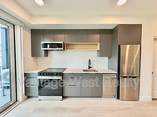 620 Coronation Ave #407 Photo 1