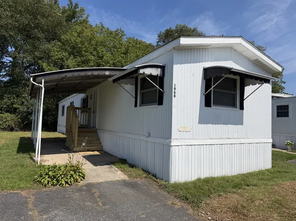 1968 Sidnee Dr #94, Edgewood, MD 21040