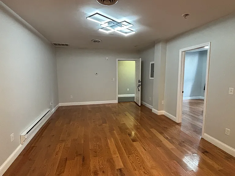 37 Maiden Ln #3A — Photo 10