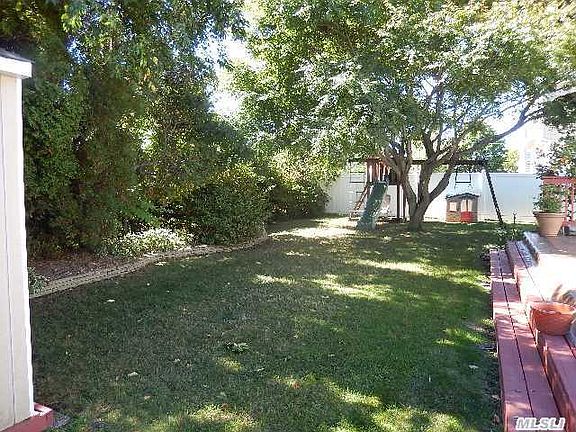 2nd image of 27 Melony Ave