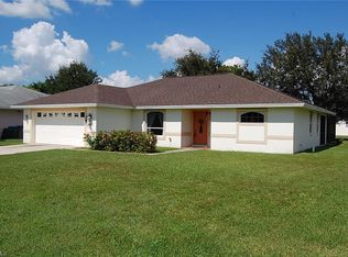 213 SE 22nd Ter, Cape Coral, FL 33990