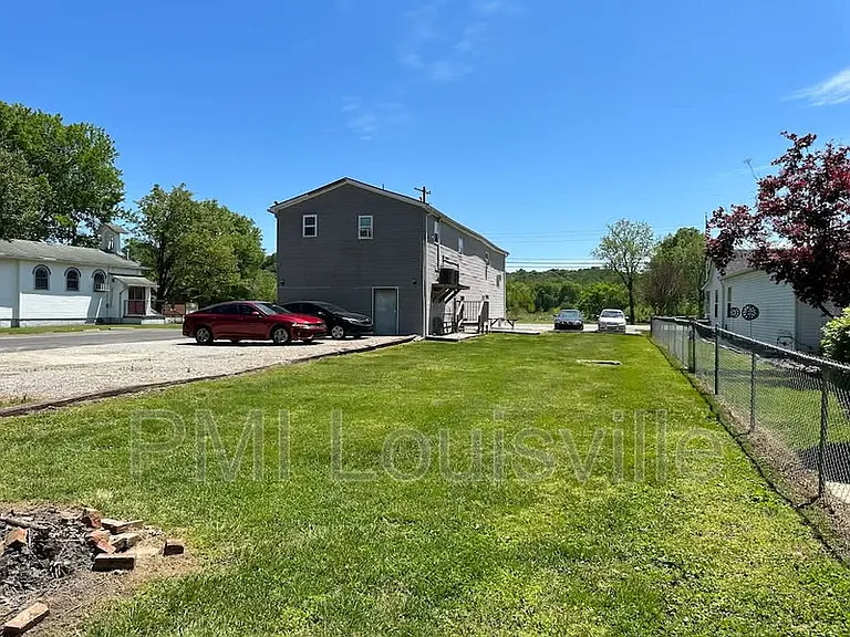 1302 Main St #C — Photo 8