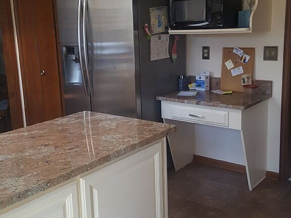 3rd image of 7080 Antoinette Dr