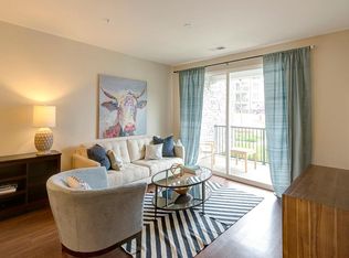 919 Dominion Oak Cir, Cary, NC 27519