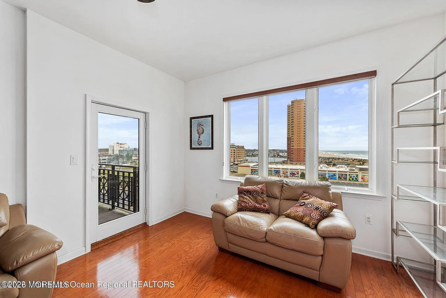 1 bed, 1.5 bath, $3,300 — Photo 2