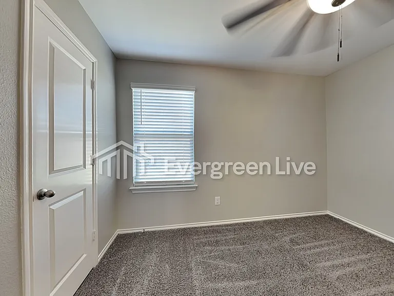 408 Saw Mill Rd — Photo 19