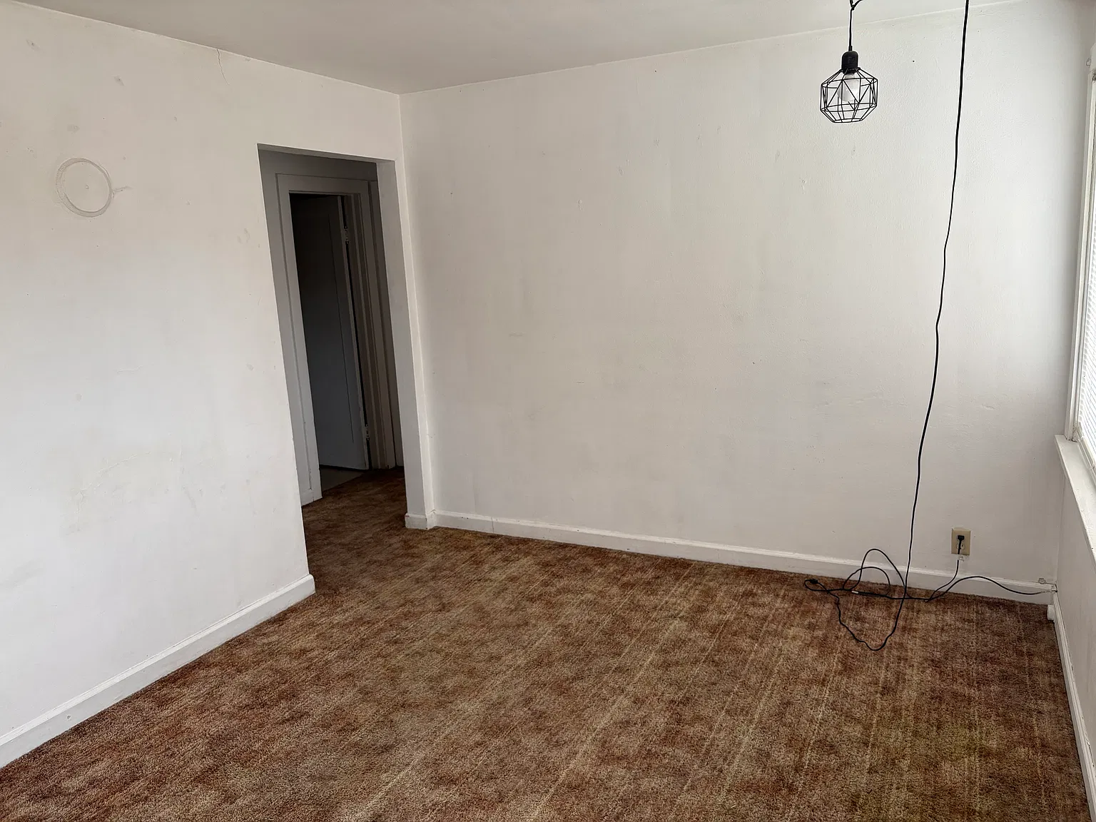2 bed, 722 sqft, $1,000 — Photo 2