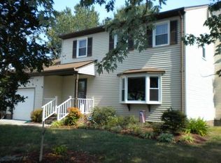 328 Wilderness Rd, Hampton, VA 23669