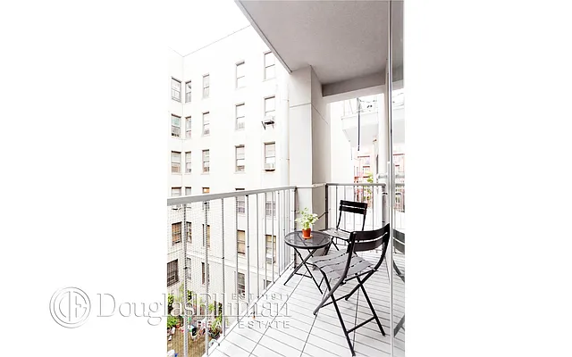 Sold by Douglas Elliman | media 14