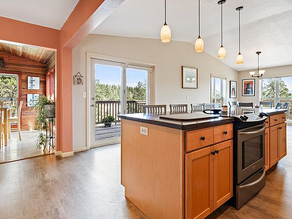 3rd image of 6285 Elkhorn Rd