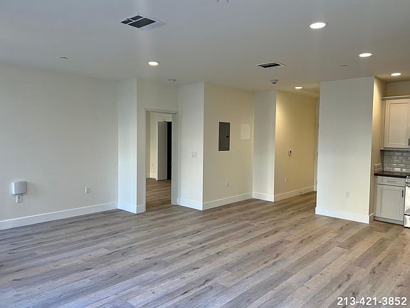 4th image of 314 W 6th St Suite 404