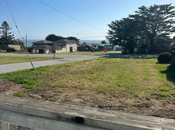 333 Hastings St, Cambria, CA 93428