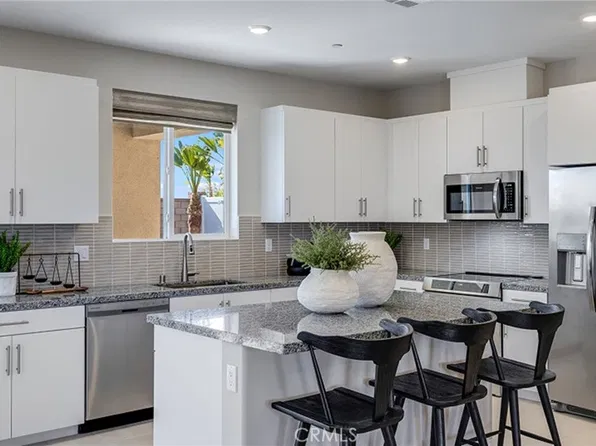 62385 N Candle Tree Ln, Desert Hot Springs, CA 92240